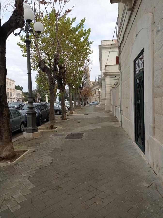 Suites Elifani Trani Esterno foto