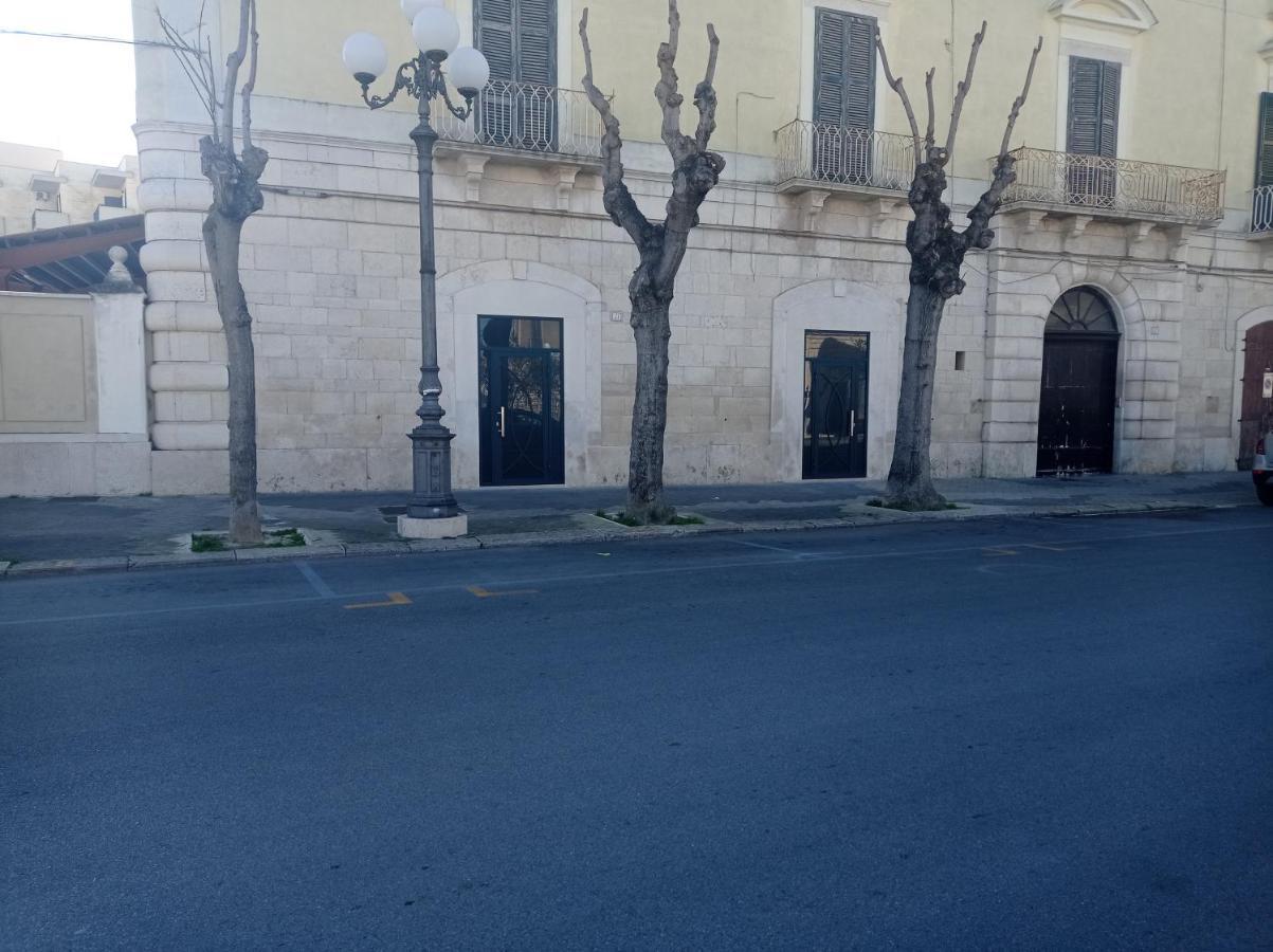 Suites Elifani Trani Esterno foto